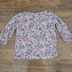 Old Navy Blouse With Long Sleeves Flowery Size XL 14 Girl